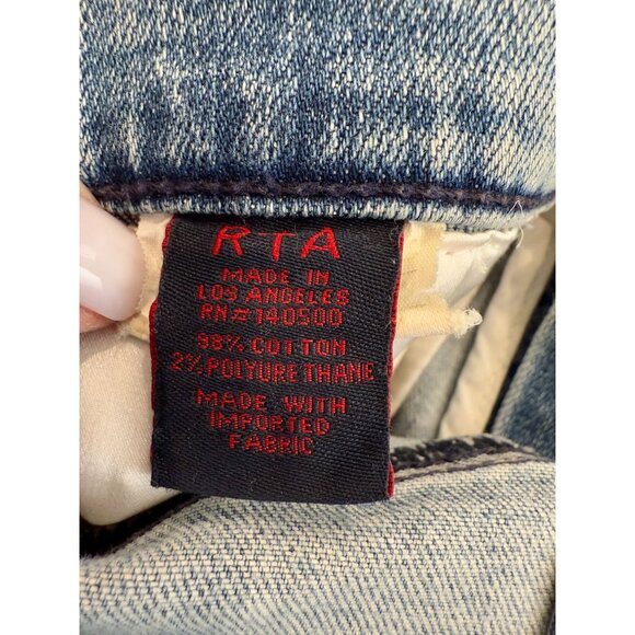 RtA Denim Distressed Cutoff Shorts with Zipper Detail NWT - Size 26 - Picture 5 of 10